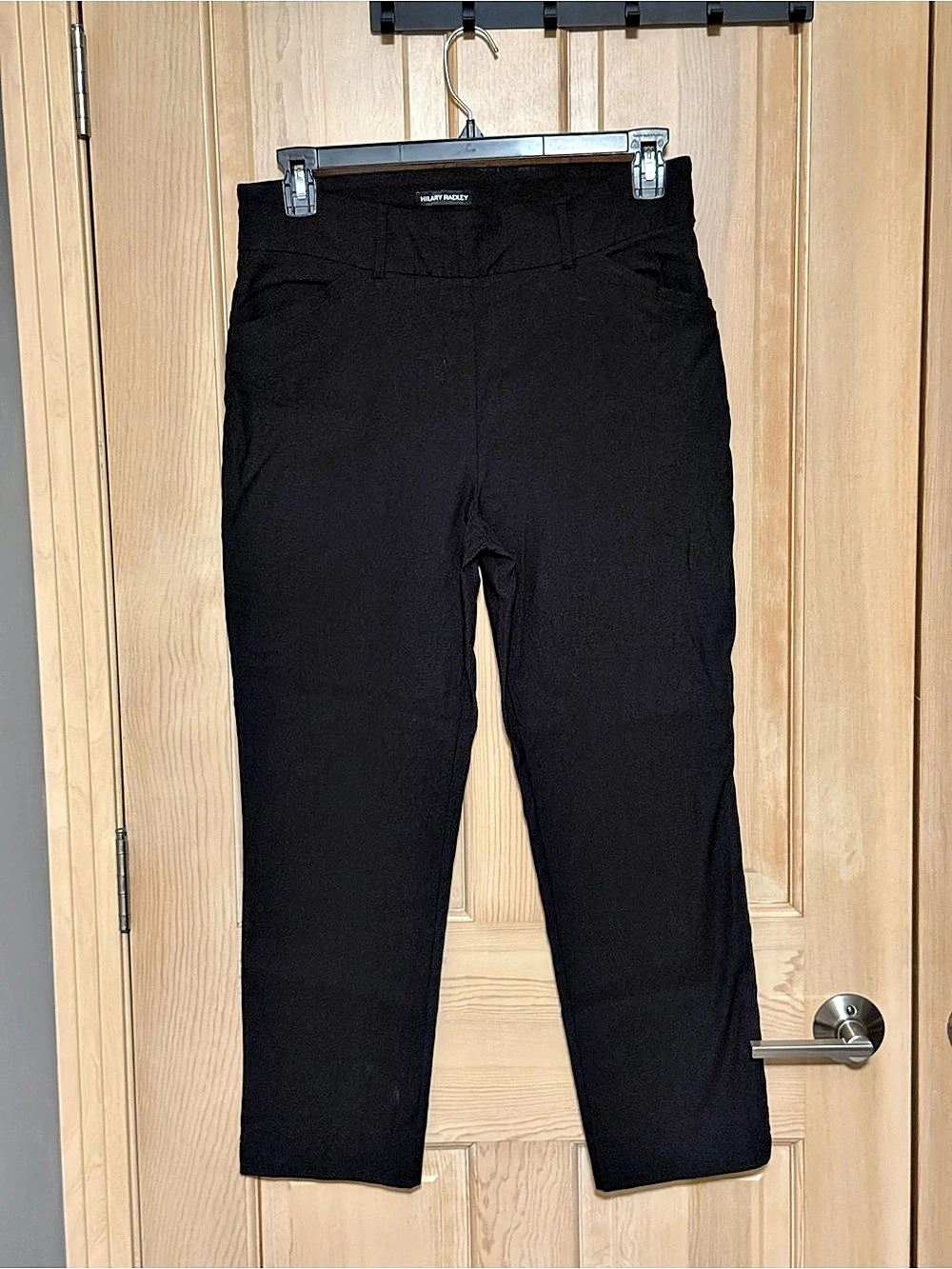 Hilary Radley Black Stretch Pull-On Ankle Pants Straight Leg Pants in Black Size
